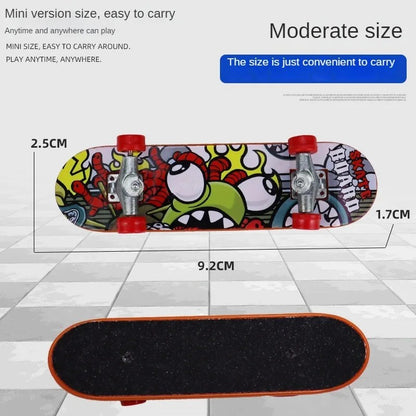 Turtle skateboard small crawling pet toy, sturdy metal material, diverse colors, randomly shipped